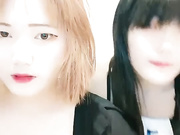 瘋狂的00後激情群P啪啪秀非常會玩激情口交群P