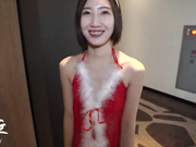 聖誕驚喜鮑可愛黎兒的客房性愛服務