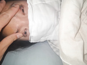 【真实MJ作品】26岁未婚水嫩大姨子被下药迷玩，抠逼吸奶插入时有反应反抗，贵在真实