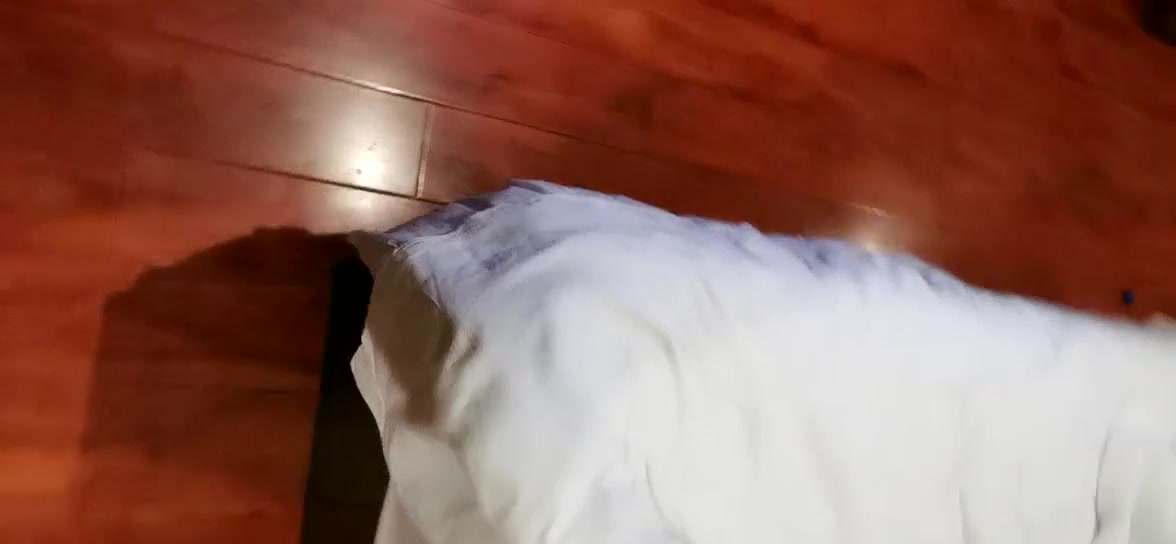 10.21源码高清录制屌哥油哥两个油腻大叔约啪3个饥渴少妇酒店开房淫乱5P