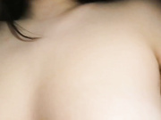 老婆露出骚逼自慰勾引老公