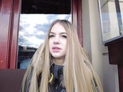 [WORL-005] 世界共通のBody Language 碧い瞳の金髪ロングヘアーお洒落美少女と乱交中出しハメ狂い - 1of5