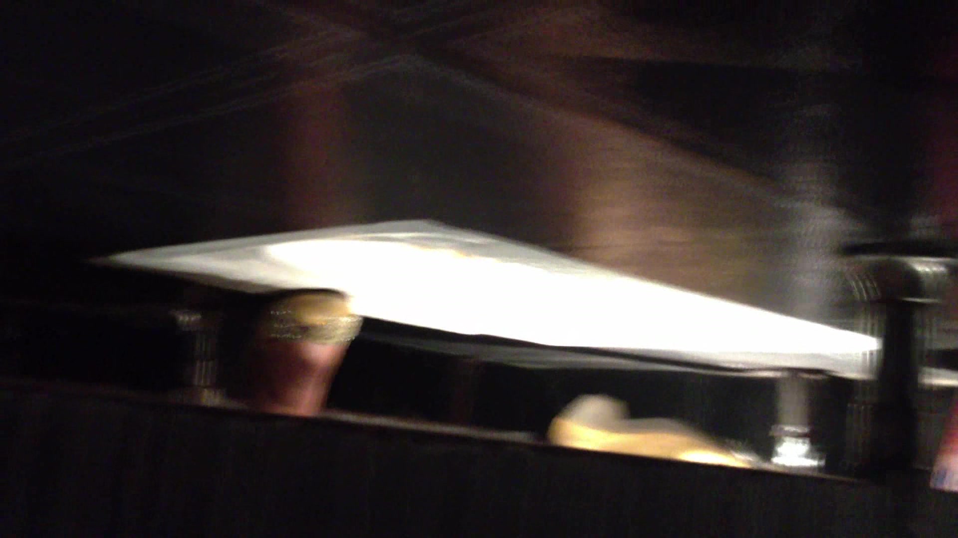 厕所露脸偷拍系列