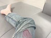 【约炮偷情】约老婆闺蜜来家的一晚 ，我强操的她两腿发抖，她也慢慢的拉下我的内裤，我那早已充血的男性鸡巴随之弹到她面前