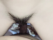 妹妹放假回来让我去车站接她，我却带她去情趣酒店开房了，没想到妹妹比我还饥渴，迫不及待洗澡上床诱惑我