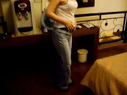 爆乳已婚前女友约我宾馆偷情	几年没见小穴都被操黑了