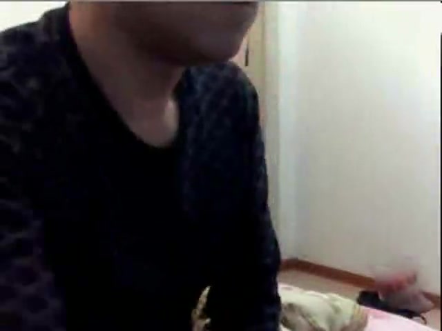 老牛吃嫩草大伯和能做他女儿的娇妻_1