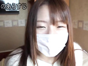 十八岁清纯美女大学生第一次援交鲍鱼还粉嫩粉嫩的