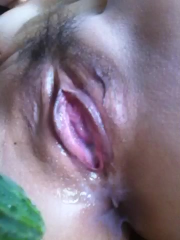 老婆自慰冒白浆