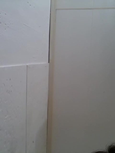 美女表演拉屎撒尿