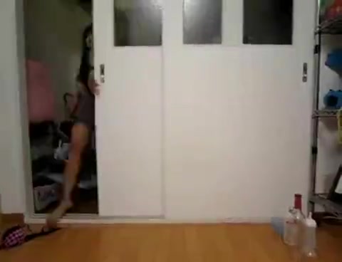 呃，我觉得我鸡巴不能满足她了，狼友你们怎么看