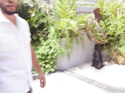 样子有点像苍老师的腼腆和服亚裔美眉和巨长黑屌玩啪啪啪