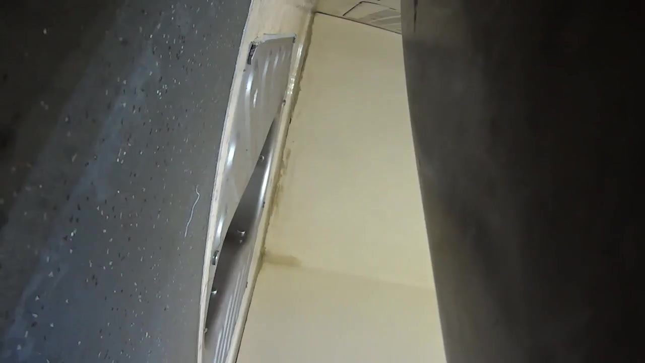 高清大神重出江湖高铁列车近距离偷拍白领，乘务员，美女大学生的逼