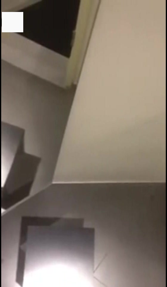 真实商场试衣间偷拍 某领导和情人竟在试衣间里搞起来了 外面很多人在讲话 露脸