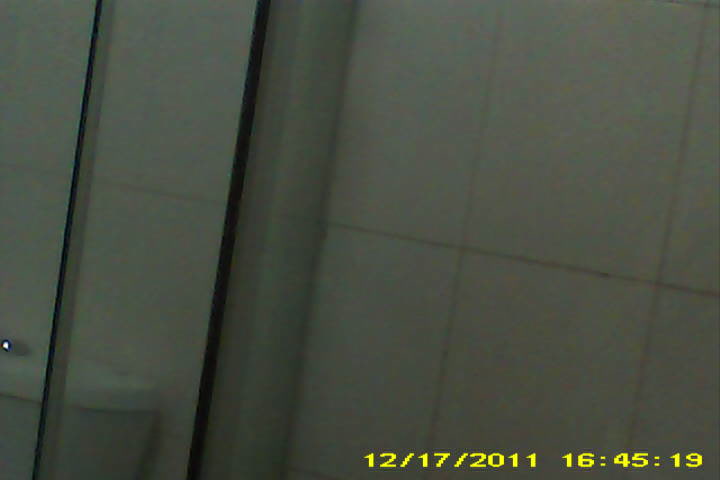 大学生妹子澡堂洗澡