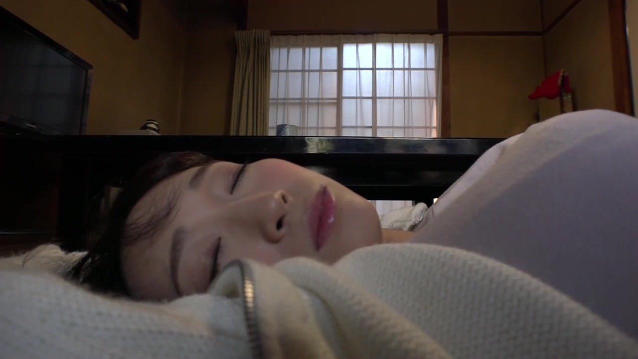 [SW-471] 「お願いここでして！」田舎暮らしの人妻は家