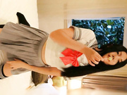 网红超大尺度三点激情自慰，摸了几下屁股貌似过敏了